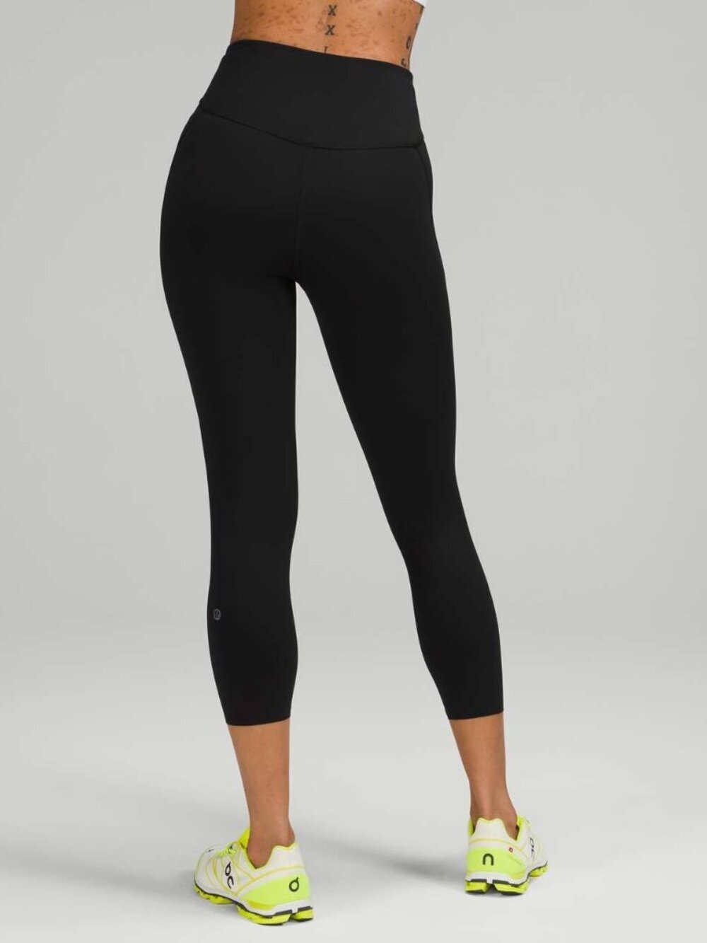 Lululemon Women's Black Base Pace High Rise Crop 23" Leggings W6BO1S Size 8